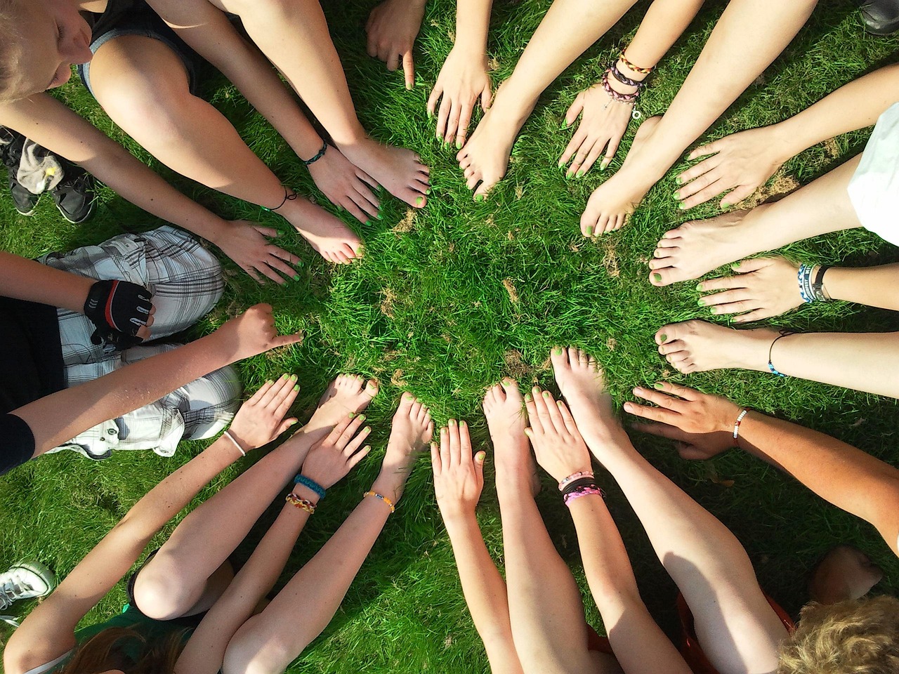 découvrez des conseils pratiques et des stratégies éprouvées pour renforcer le moral d'équipe, améliorer la motivation au travail et favoriser un environnement de collaboration positif.